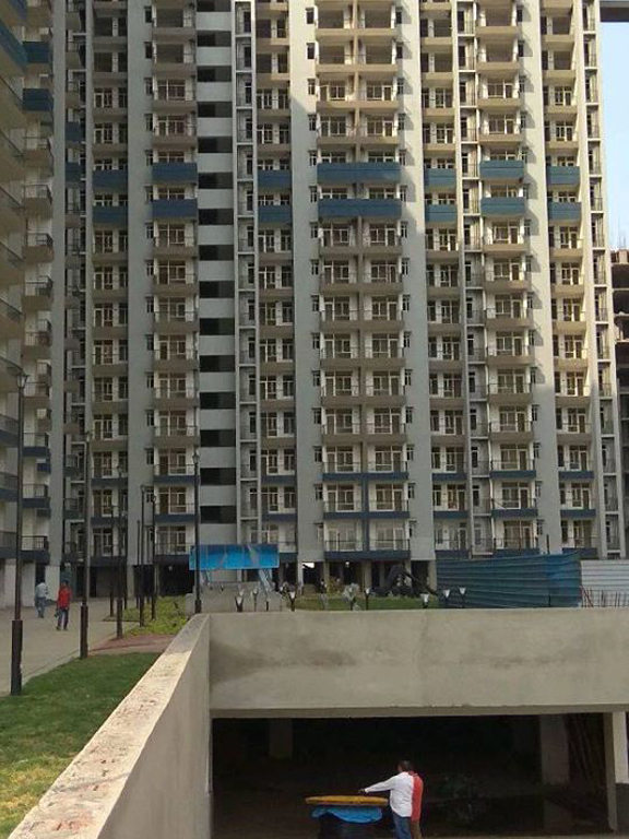 3 bhk flats for sale in noida